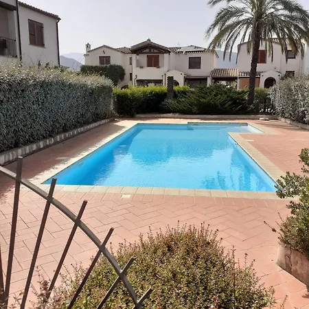 Le Tre Peonie Apartamento Tortolì